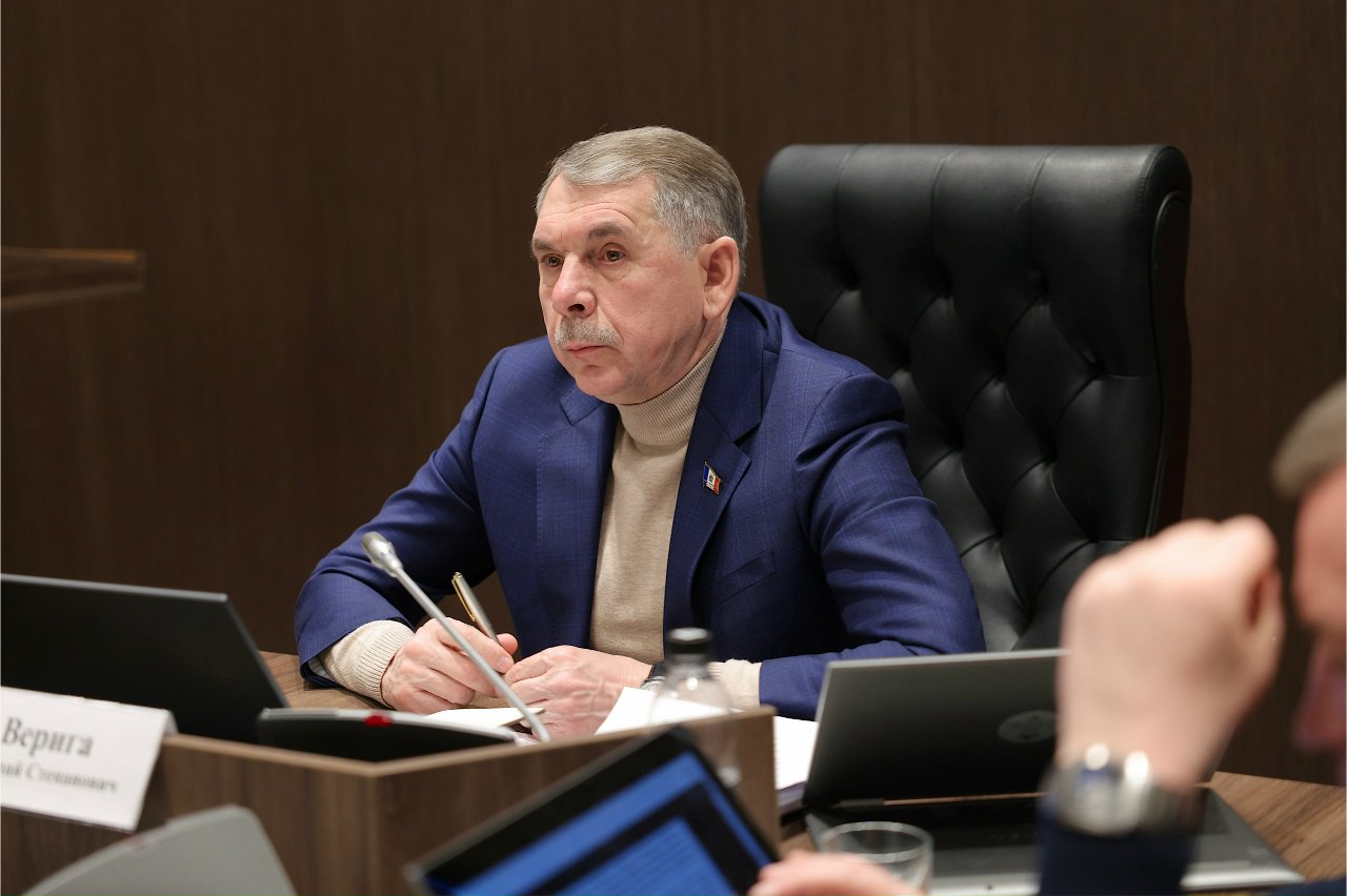 Члены профильного комитета единогласно поддержали проект областного закона «О Стратегии социально-экономического развития Новгородской области до 2031 года» Члены профильного комитета единогласно поддержали проект областного закона «О Стратегии социально-экономического развития Новгородской области до 2031 года»