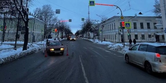 � ������� ��������� ����� �������, ������������ ������ �� �������