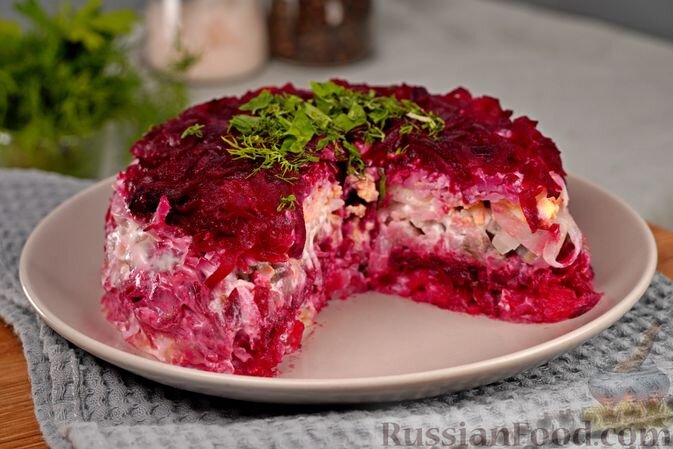 Вкусные и простые салаты: находки для любого стола