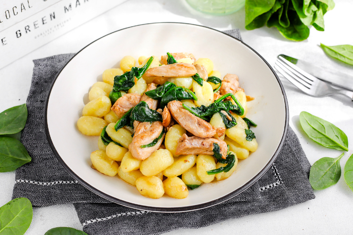 Ньокки с курицей и вёшенками: итальянский уют в вашей кухне