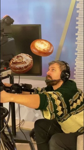 Мысли нашего оператора Константина Расторопова в середине рабочего дня...у вас тоже такое бывает?