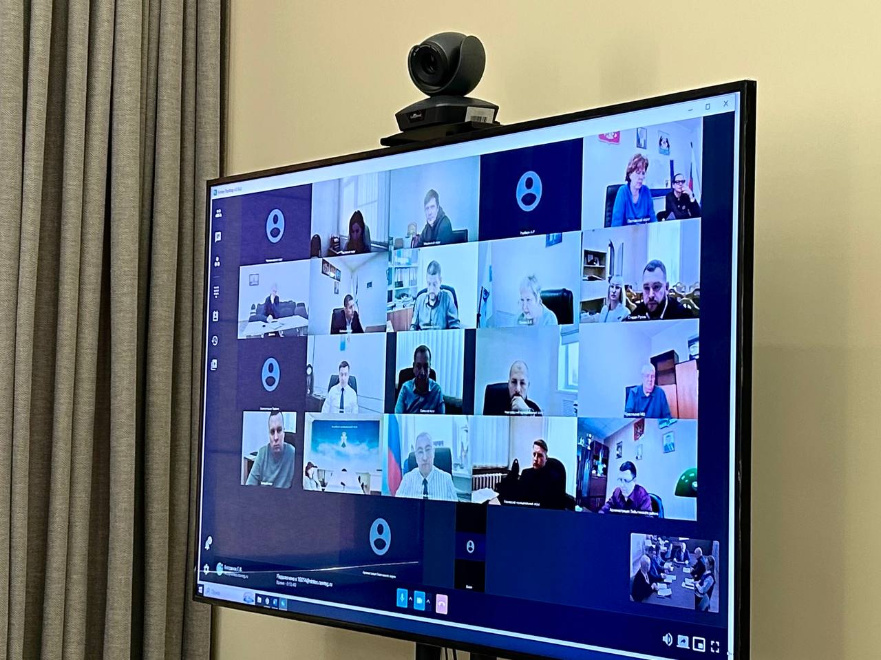 В правительстве Новгородской области обсудили уборку дорог от снега В правительстве Новгородской области обсудили уборку дорог от снега