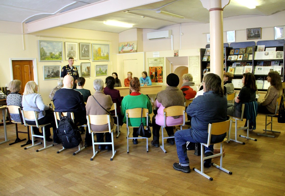 Встреча с участниками проекта «Святое Поозерье. В гостях у батюшки Александра Фролова» Встреча с участниками проекта «Святое Поозерье. В гостях у батюшки Александра Фролова»