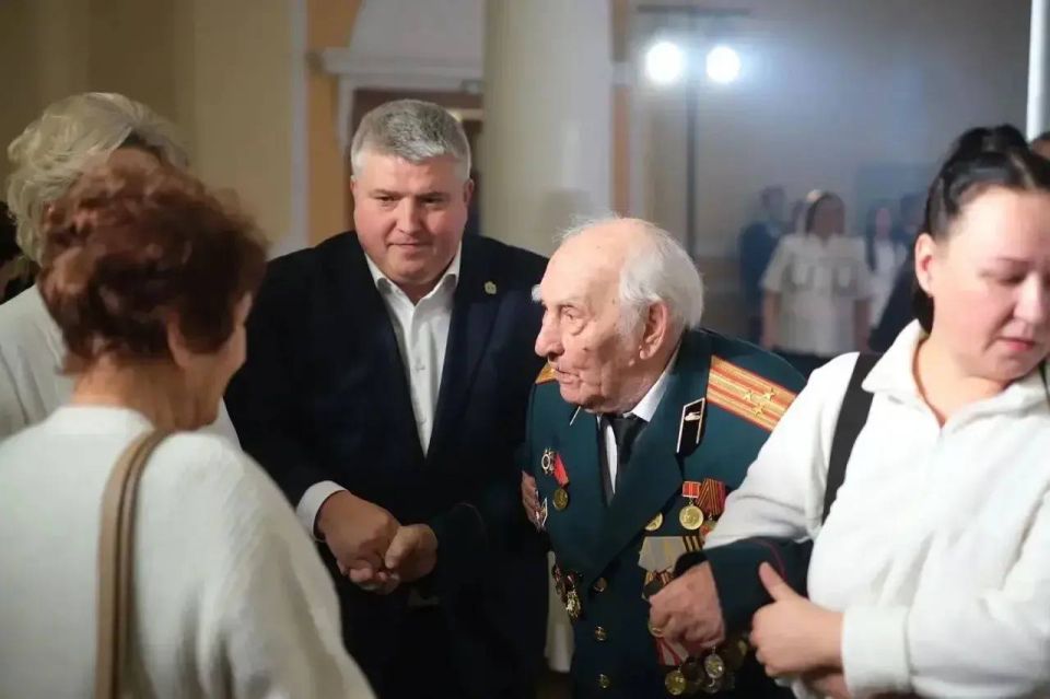 ������� ������ ��������� ������� ���������� ������������ � ������� ������� ������������� �����, ��������� � ��������, �������� ��������� ������������ �������