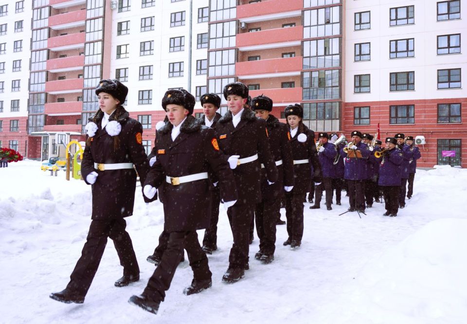 ��������� �������: ������� ����������!. ������� 100-������ ������ �������� ��� ���������������� ������� ������� ������������� �����, �������� ��������� ������������ ������� � �������� ��������� ������� ���������� ������������