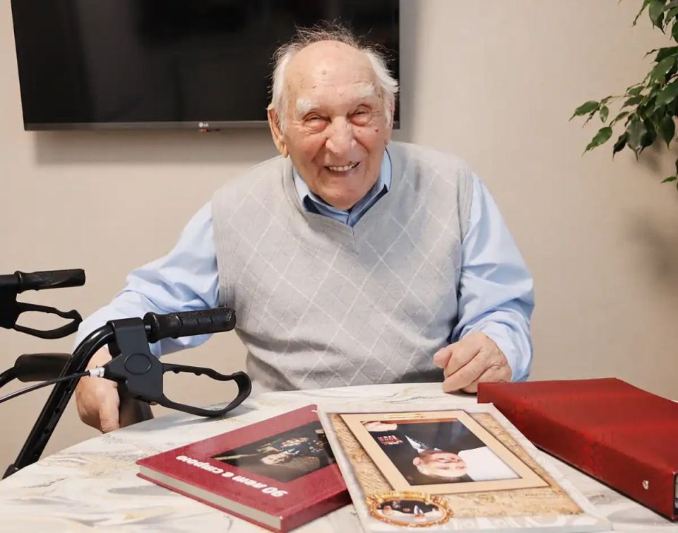 — Когда спрашивают, почему так долго живу, я не знаю, что сказать