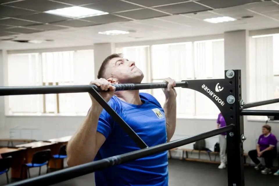 ����� 1400 ����������� �������� ������� ����� ���