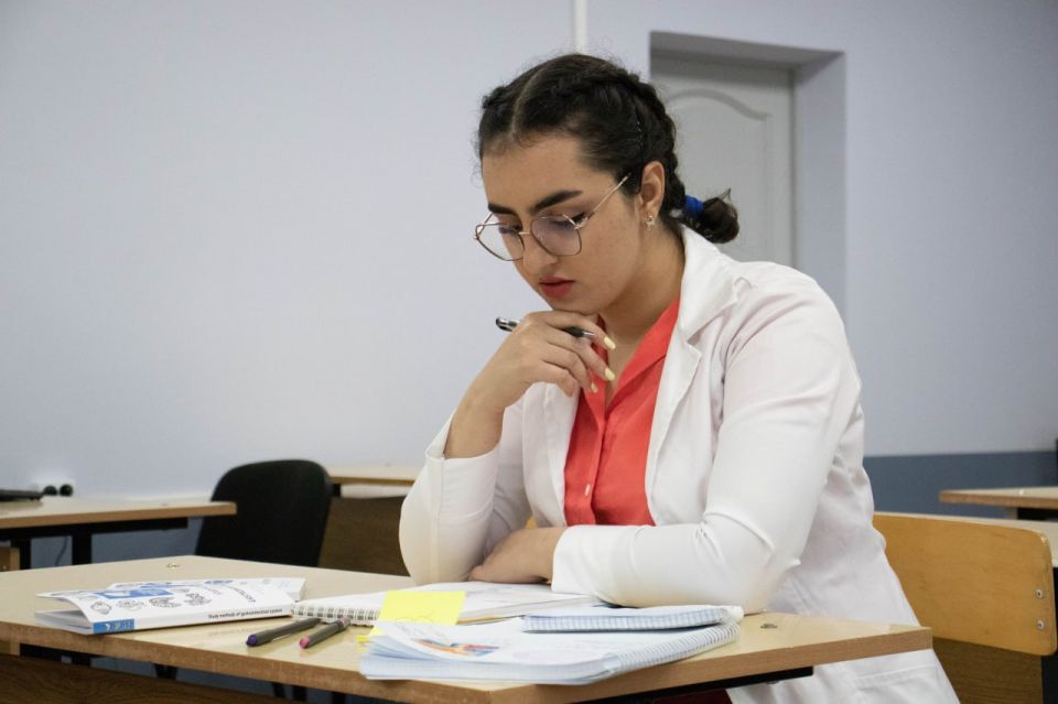 � ����� �������� ��������� ���������� ��������� � ��������������� ��������������