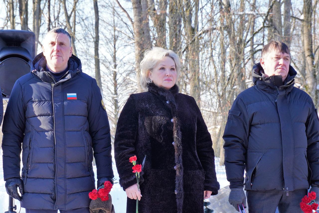 Александр Розбаум: Дорогие Земляки!. Сегодня День памяти о россиянах, исполнявших служебный долг за пределами Отечества, 37-я годовщина вывода Советских войск из Республики Афганистан Александр Розбаум: Дорогие Земляки!. Сегодня День памяти о россиянах, исполнявших служебный долг за пределами Отечества, 37-я годовщина вывода Советских войск из Республики Афганистан