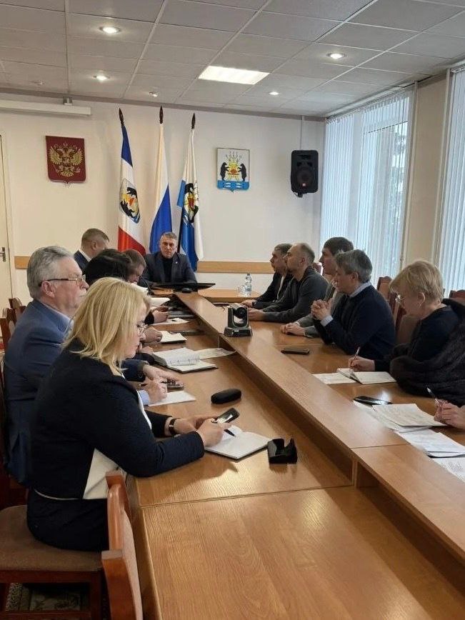 Депутаты Новгородской областной Думы принимают участие в рабочих встречах с муниципалитетами и органами исполнительной власти региона