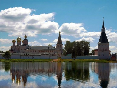 Александр Розбаум: Дорогие Земляки!. Сегодня отправили посылки и поздравления нашим Защитникам, которые выполняют боевые задачи в рамках специальной военной освободительной операции