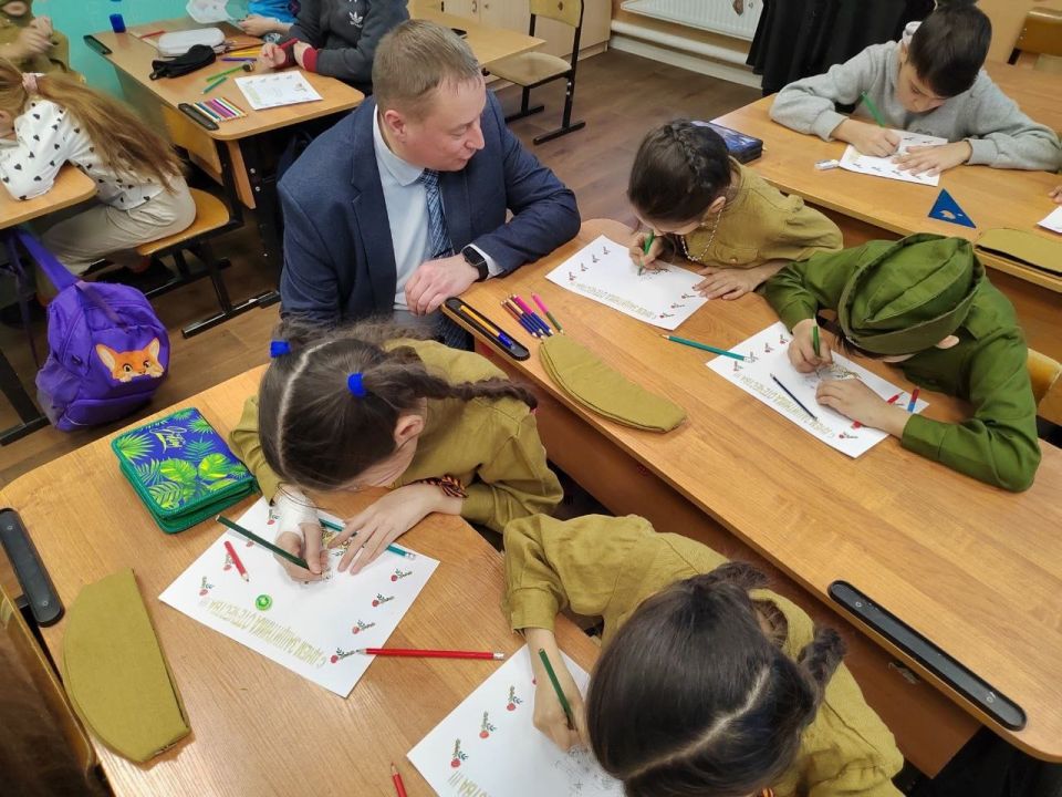 В Чудове прошёл тематический урок ко Дню защитника Отечества