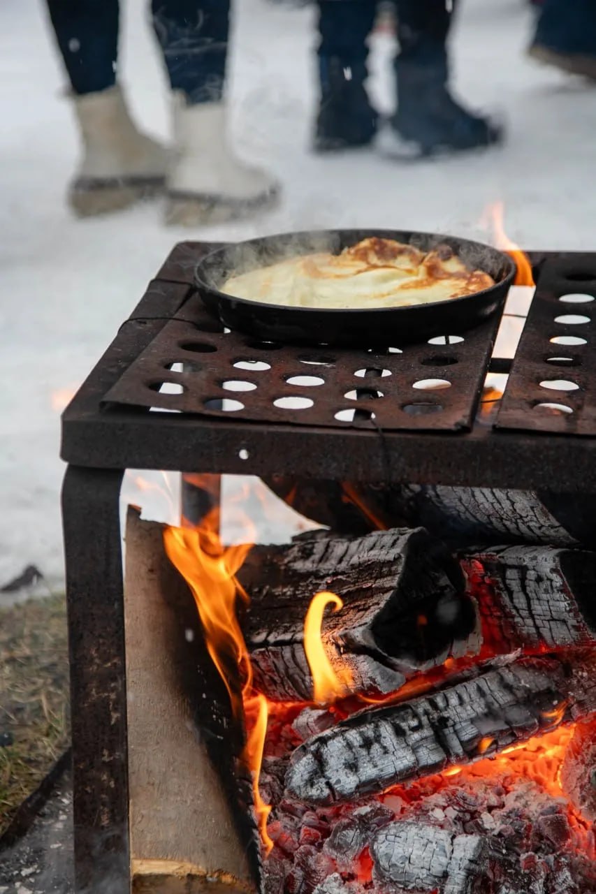 Новгородцы ярко отпраздновали широкую Масленицу Новгородцы ярко отпраздновали широкую Масленицу