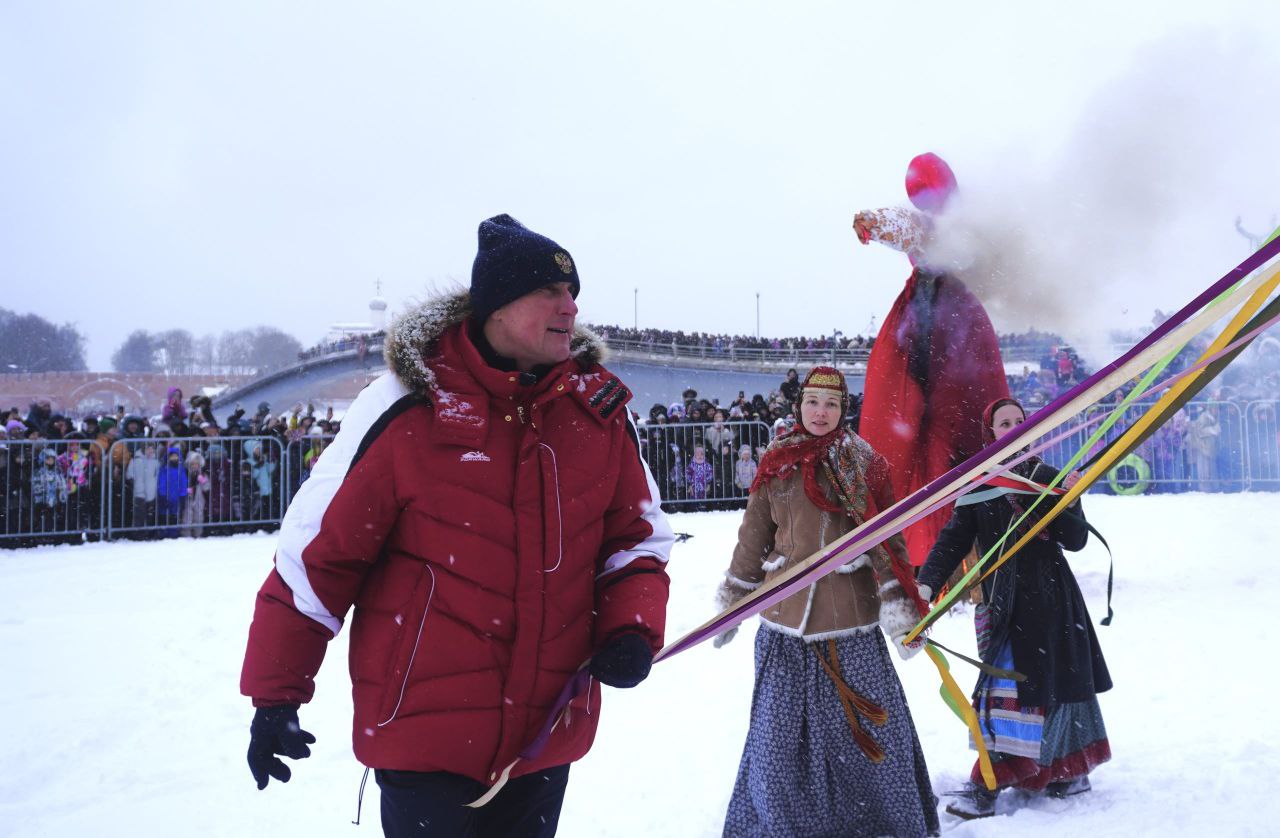 Александр Розбаум: Дорогие Земляки!. Сегодня мы все Вместе отпраздновали широкую Масленицу и проводили зиму С самого утра на площади Победы-Софийской работал праздничный масленичный торг с вкусными блинами Каждый желающий... Александр Розбаум: Дорогие Земляки!. Сегодня мы все Вместе отпраздновали широкую Масленицу и проводили зиму С самого утра на площади Победы-Софийской работал праздничный масленичный торг с вкусными блинами Каждый желающий...