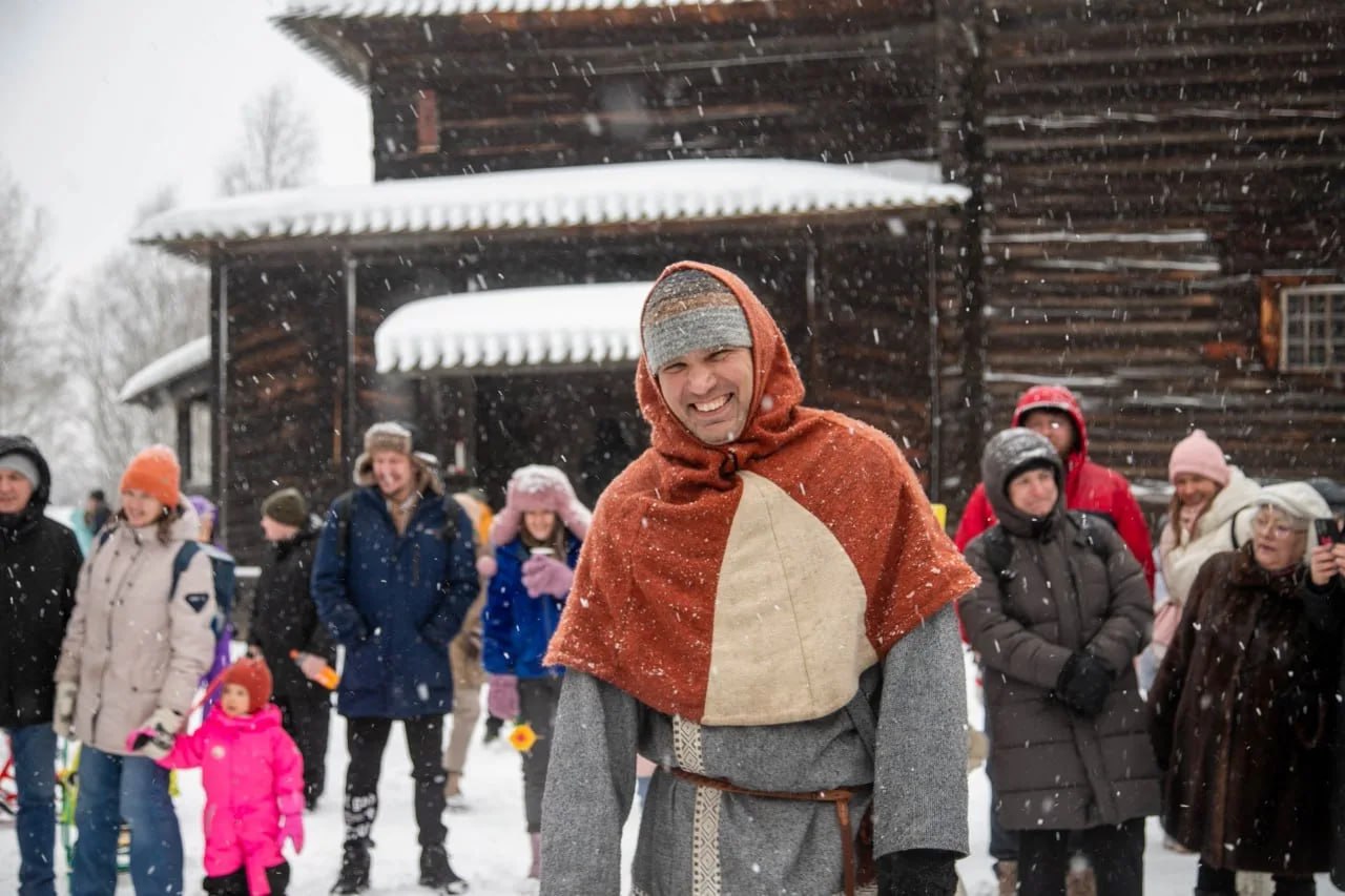 Новгородцы ярко отпраздновали широкую Масленицу Новгородцы ярко отпраздновали широкую Масленицу