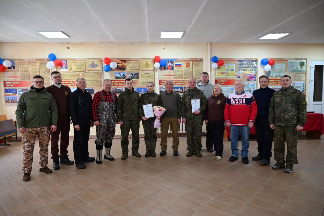 Депутаты поздравили военнослужащих одной из воинских частей региона с Днём защитника Отечества