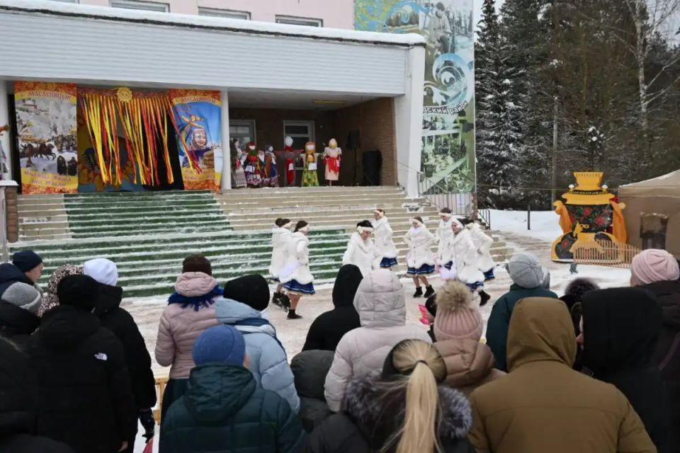 В Пролетарии отметили главную Масленицу Новгородского округа