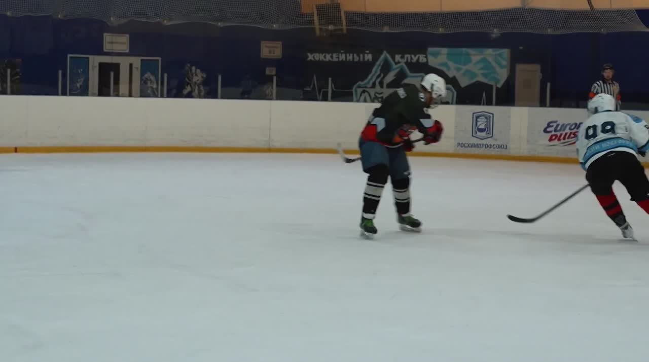 Александр Дронов: новгородский «Химик» провёл товарищеский матч со сборной участников СВО