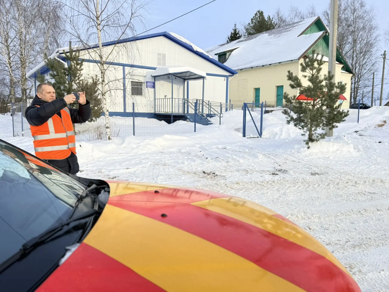 «Новгородавтодор» контролирует доступность подъездов к ФАПам после снегопадов «Новгородавтодор» контролирует доступность подъездов к ФАПам после снегопадов