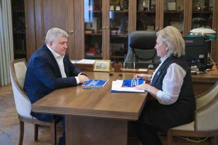 Губернатор Новгородской области Александр Дронов встретился с секретарём регионального отделения «Единой России» Еленой Писаревой