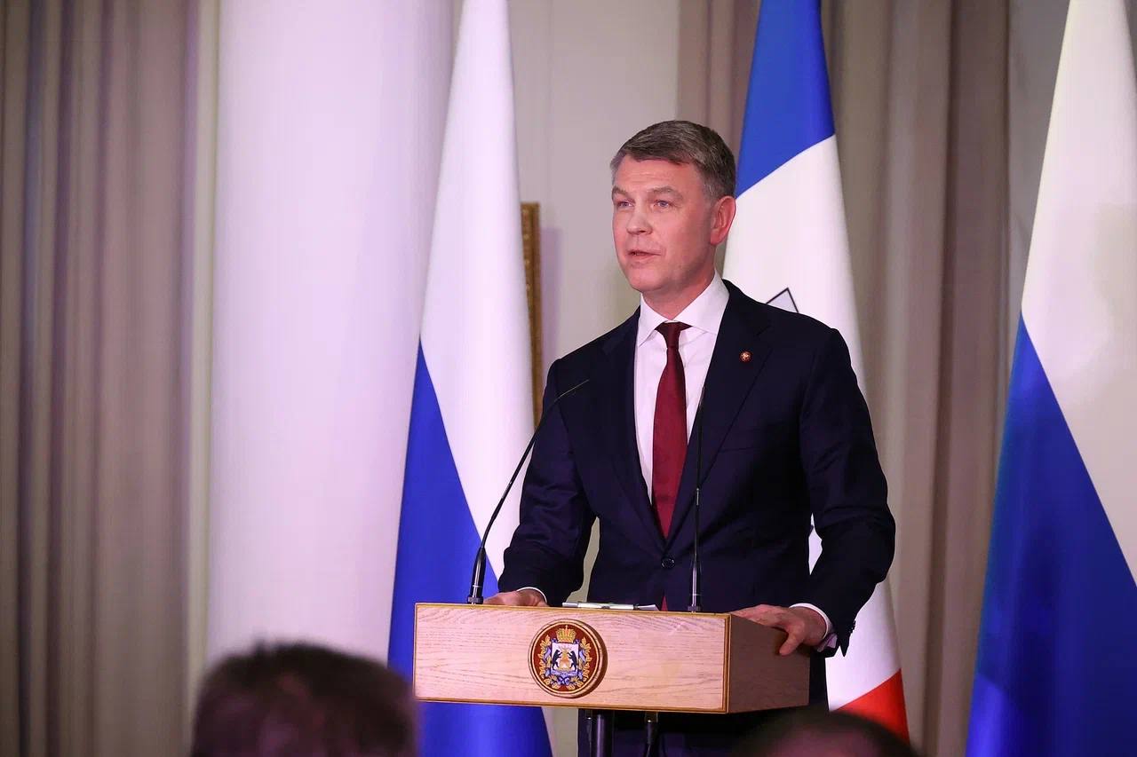 Руководитель регионального СК, генерал-майор юстиции, Николай Николаевич Супрун принял участие в церемонии вручения Всероссийской национальной юридической премии имени Гавриила Романовича Державина в Великом Новгороде Руководитель регионального СК, генерал-майор юстиции, Николай Николаевич Супрун принял участие в церемонии вручения Всероссийской национальной юридической премии имени Гавриила Романовича Державина в Великом Новгороде