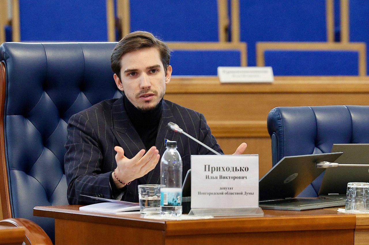 На необходимость привлечения инвестиций в отдалённые и малонаселённые округа региона депутаты обратили внимание профильного министерства На необходимость привлечения инвестиций в отдалённые и малонаселённые округа региона депутаты обратили внимание профильного министерства