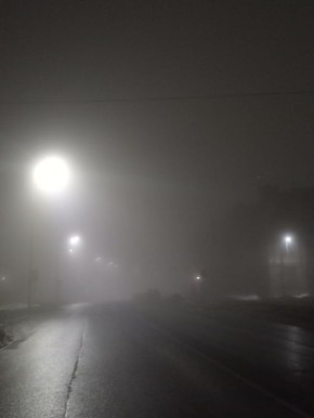 На дорогах Великого Новгорода и Новгородского округа густой туман