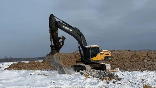 В Батецком округе начали стоить ферму на 100 голов крупного рогатого скота