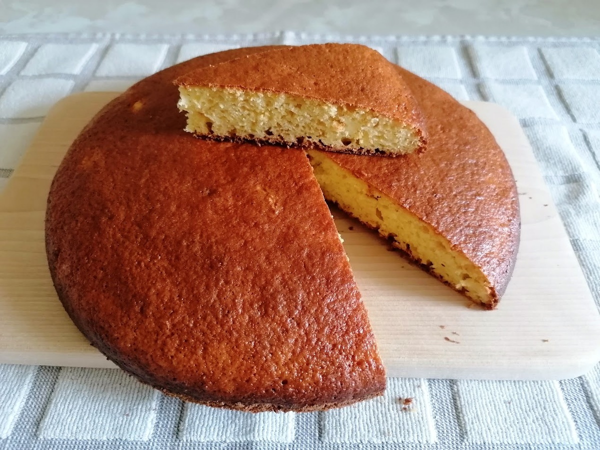 Ароматный апельсиновый пирог за 45 минут