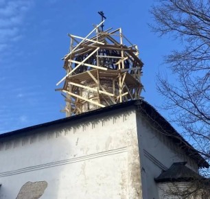 В Старой Руссе отреставрируют главку Сретенской церкви XVII века