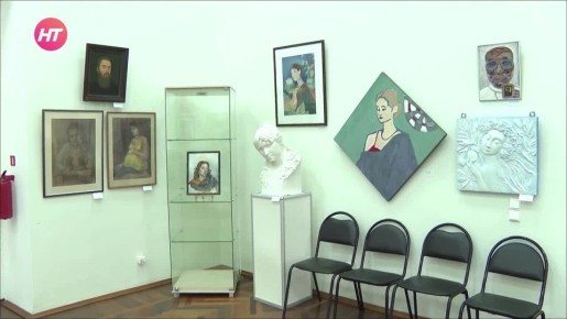 Молодые новгородские художники выставляют свои автопортреты