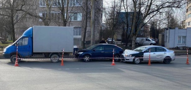 30 марта 2026 года на территории Новгородской области зарегистрировано одно дорожно-транспортное происшествие, в котором один человек получил телесные повреждения: