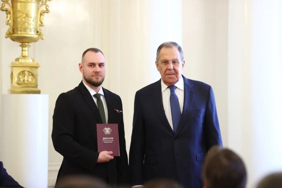 ������ ������ ������ ������ ����� ������������� �������� ��� ����� ���������