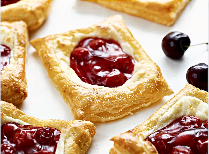 Как датские слойки с вишней подарят вам хорошее настроение с утра