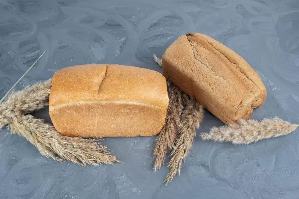 Российские стандарты обновлены: новый ГОСТ для белого пшеничного хлеба