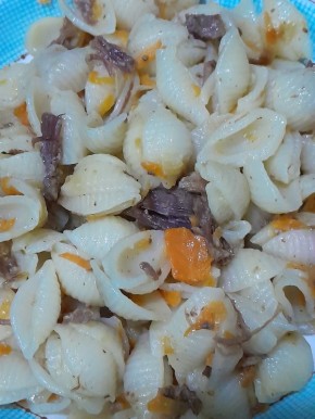 Макароны с тушенкой: новое дыхание классического блюда