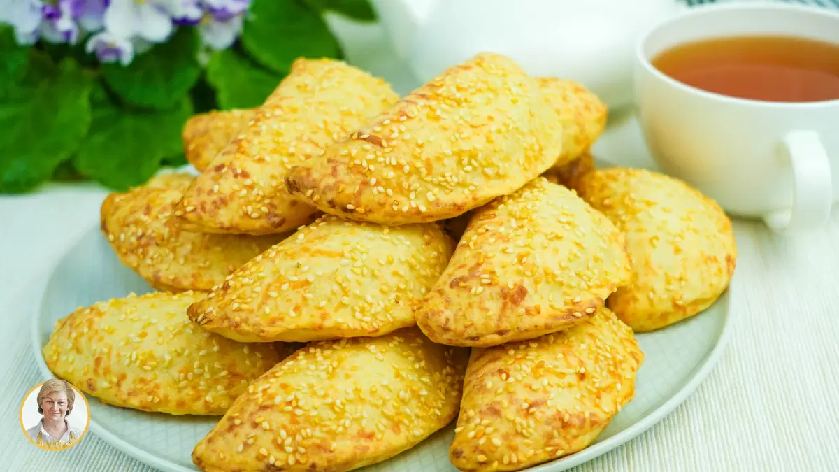 Пирожки с картошкой и сырным тестом: просто и вкусно