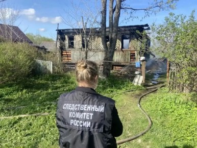 На пожаре в Пестове погиб человек