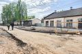 В ноябре в Любытине появится общественное пространство с уличными качелями
