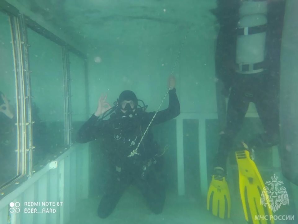 17 мая отмечается день водолазной службы МЧС России