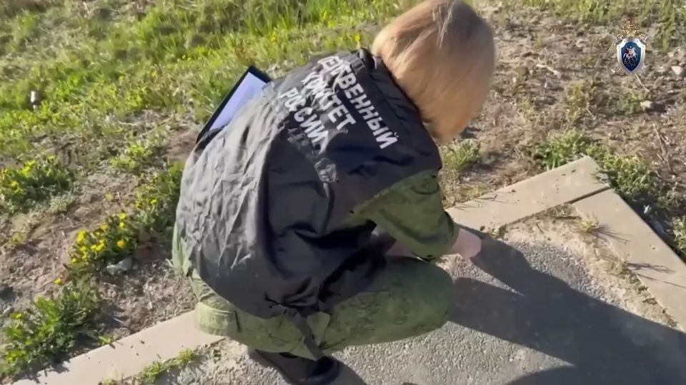 Умер в больнице мужчина, на которого упала остановка в новгородской Панковке