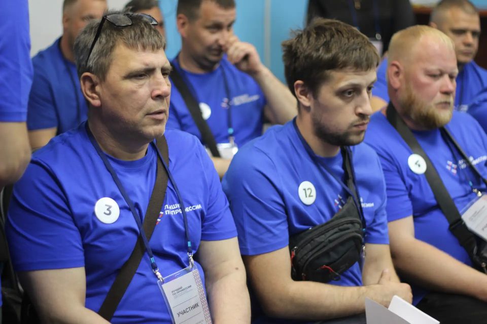 В Великом Новгороде выбирают лучшего сварщика В Великом Новгороде выбирают лучшего сварщика