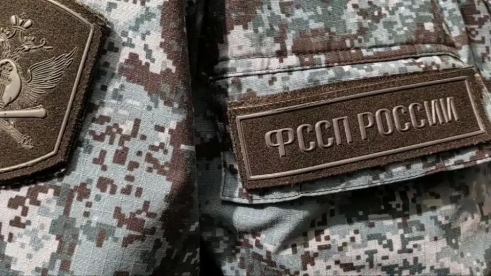 Коллекторы заплатят 100 тысяч рублей штрафа за смс-сообщения новгородке