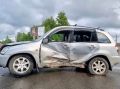 В ДТП в Старой Руссе молодой пассажир иномарки получил сотрясение мозга
