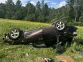 В Батецком округе автомобиль съехал в кювет и несколько раз перевернулся
