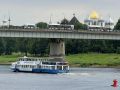 Двухпалубный теплоход «Москва-57» в акватории реки Волхов