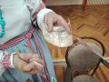 Народный мастер Надежда Филатова открыла секрет создания берестяного браслета vk.cc/cZVTmM