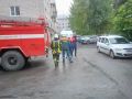 В Великом Новгороде женщина упала с балкона