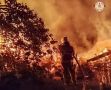 В Маловишерском округе сгорел двухквартирный дом и две хозпостройки