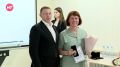 Сегодня наградили лучших врачей и медсестёр Новгородской области
